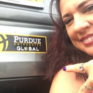 Meet your Posher, Annie